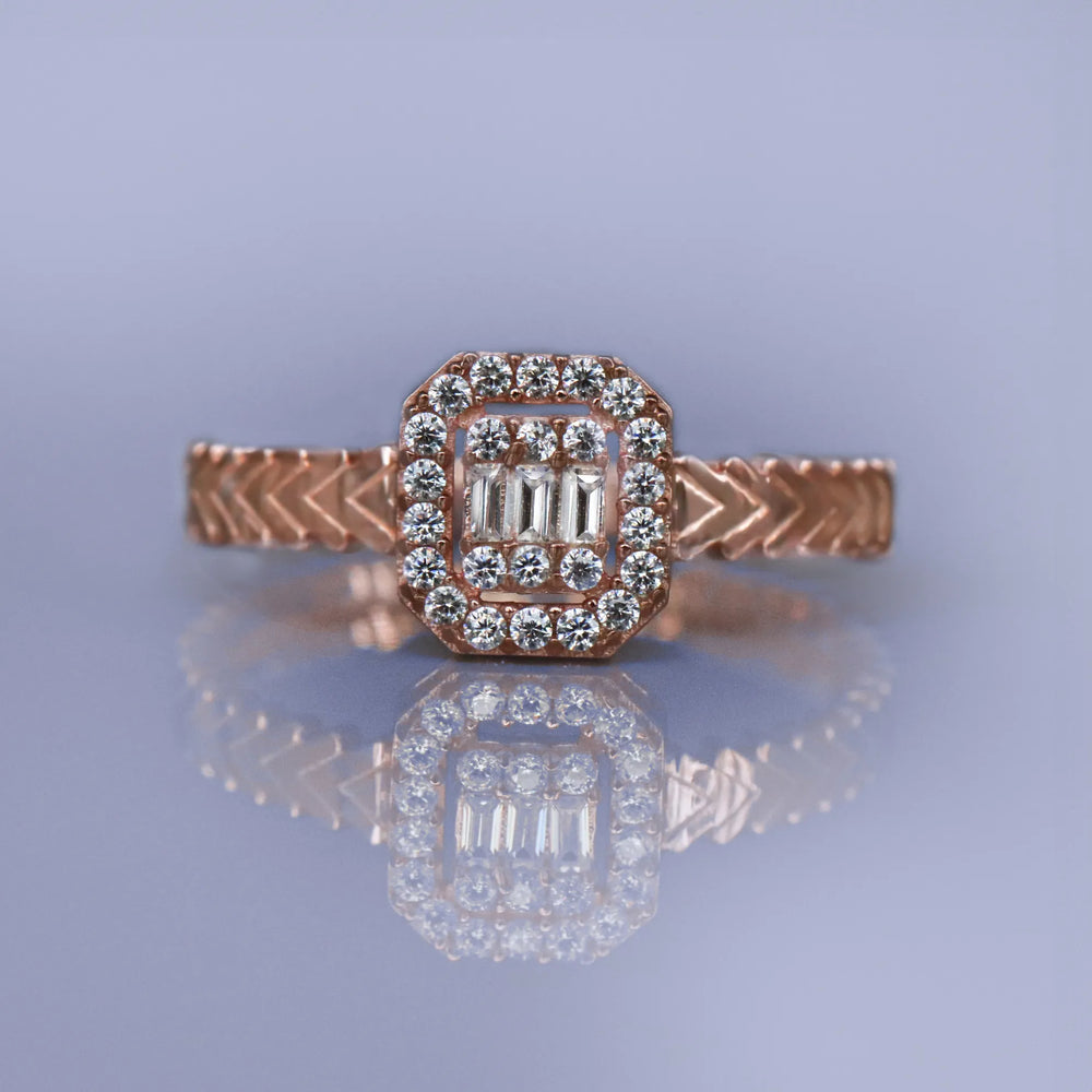 0.42 Carat Patterned Diamond Ring